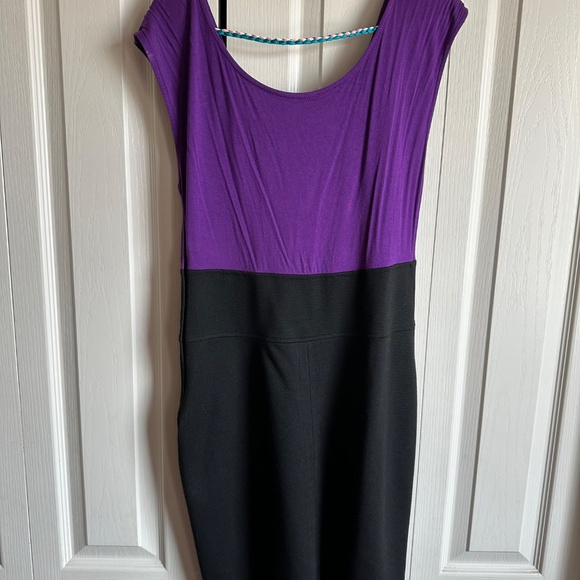 Sleeveless Mini Dress - Picture 2 of 2